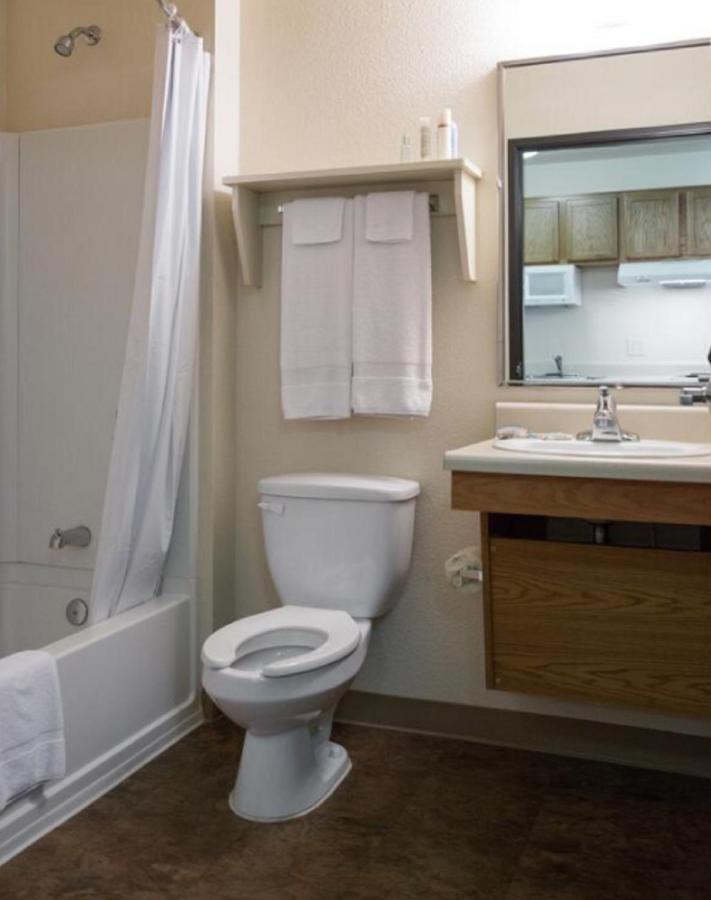 Woodspring Suites Allentown Exteriör bild