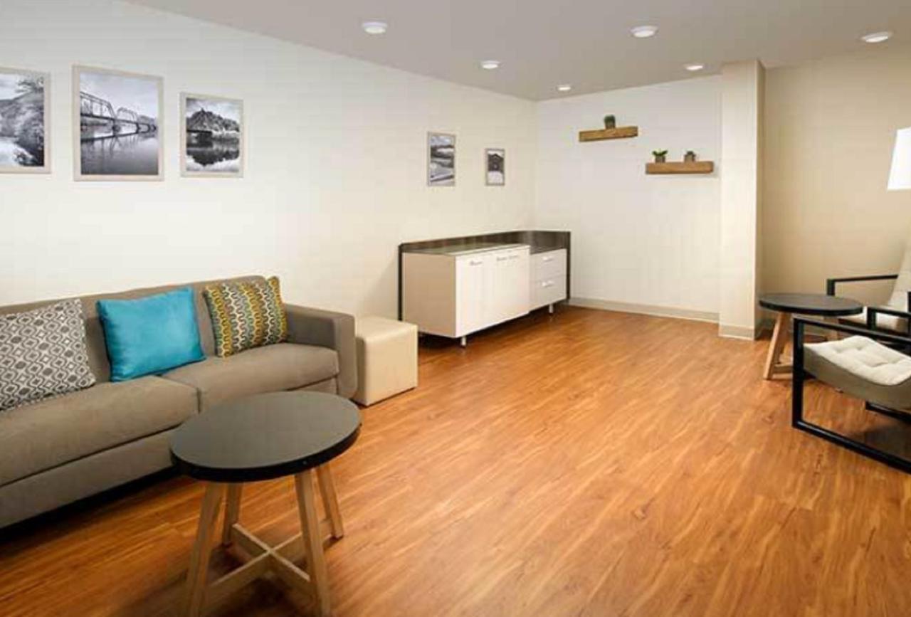 Woodspring Suites Allentown Exteriör bild